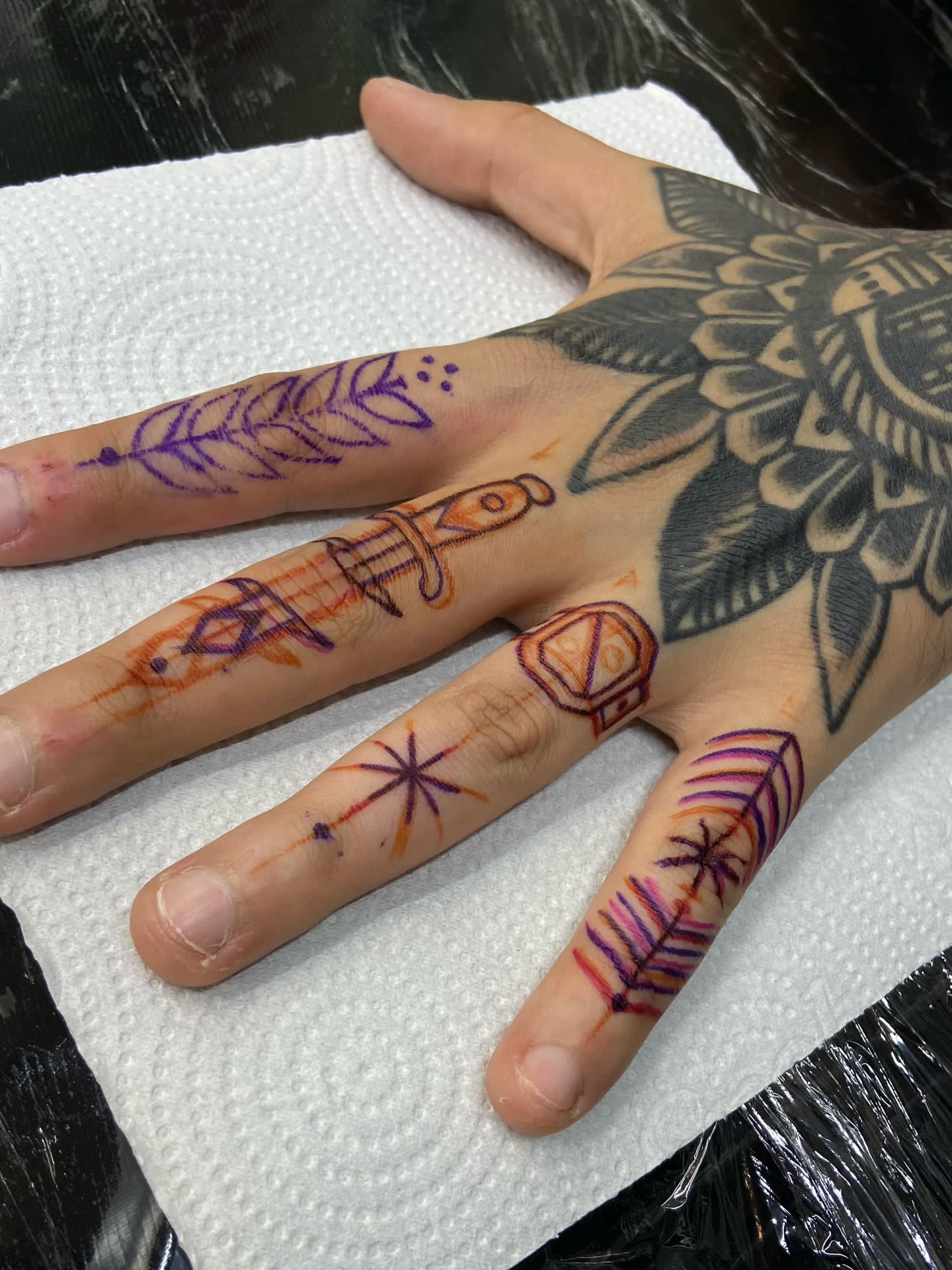 Tatuagem 4 por burzaglia em Belo Horizonte