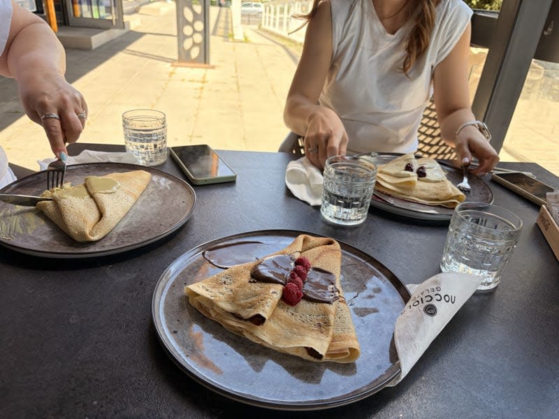 Gourmet French Crepes with Assorted Toppings