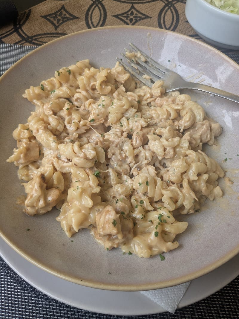 Creamy Chicken Fusilli Alfredo