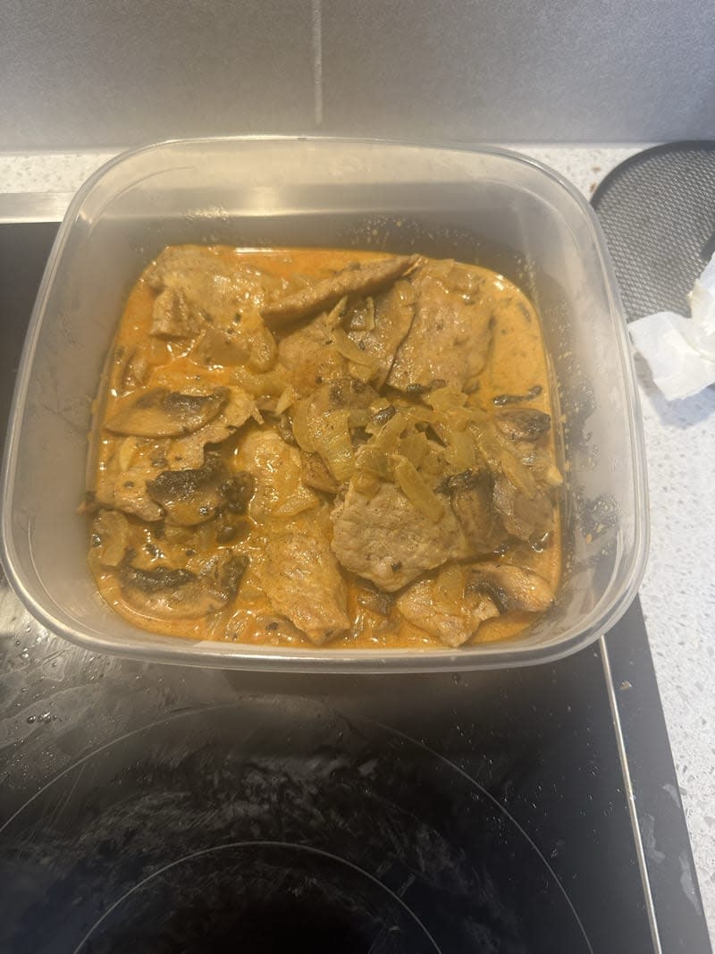 Pork medallions in creamy mushroom sauce