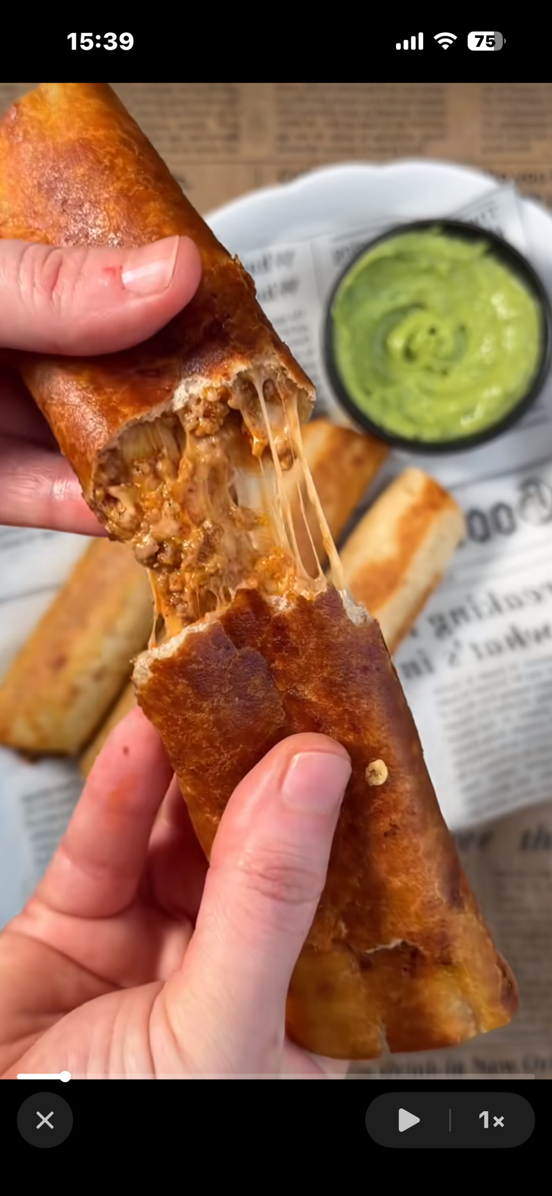 Taquitos de Bœuf et Fromage Croustillants
