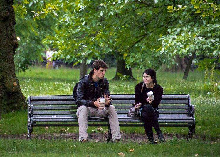 first date mistakes