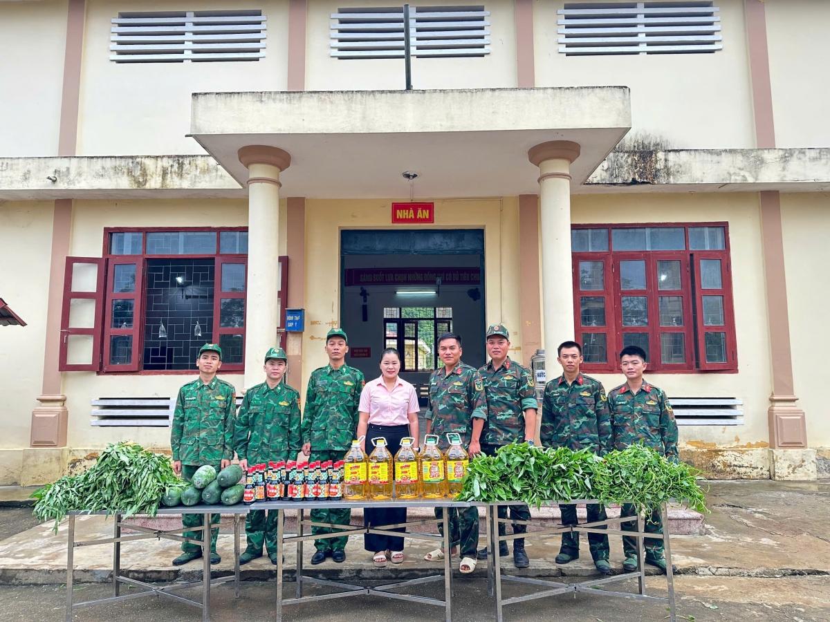 Cao Bằng: biểu dương, nhân rộng mô hình huy động sức mạnh toàn dân xây dựng trường nội trú liên cấp Cao Bằng: biểu dương, nhân rộng mô hình huy động sức mạnh toàn dân xây dựng trường nội trú liên cấp