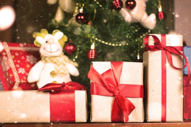 COVID effect or Panic Buying? Demand or Supply? How will the festive season play out? — Crane Worldwide Logistics