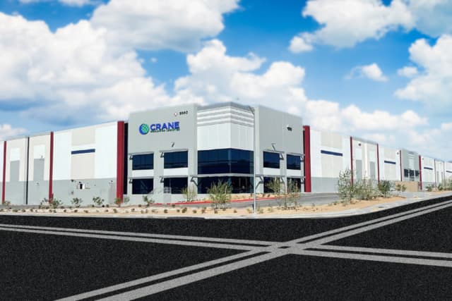 Contract Logistics hero image for Crane Worldwide Logistics