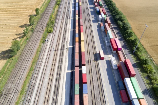 鐵路貨運最新動態—中國至歐洲運輸—現已覆蓋越南！ —— Crane Worldwide Logistics