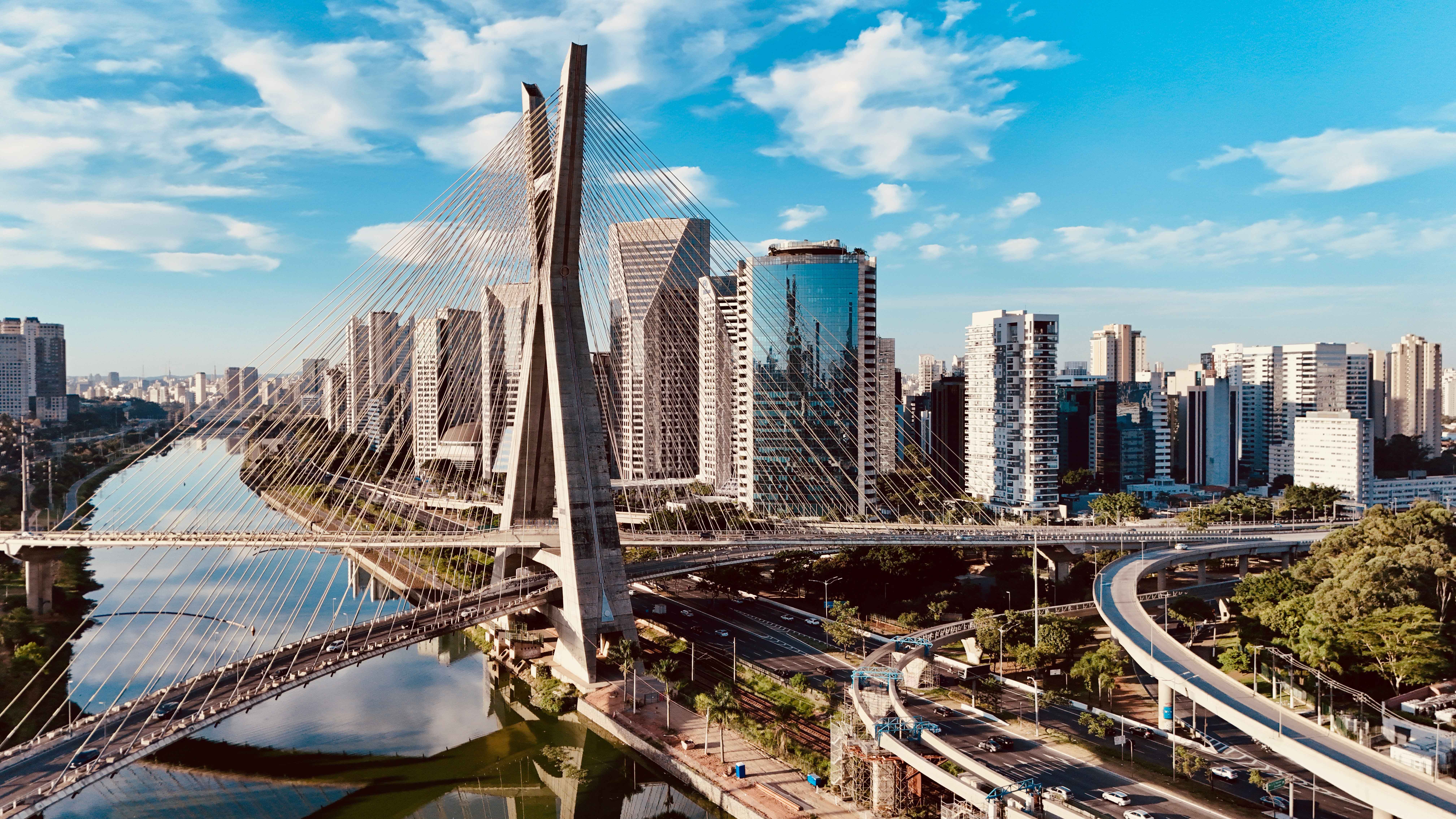 Skyline von São Paulo, Brasilien und Logistikdrehscheibe