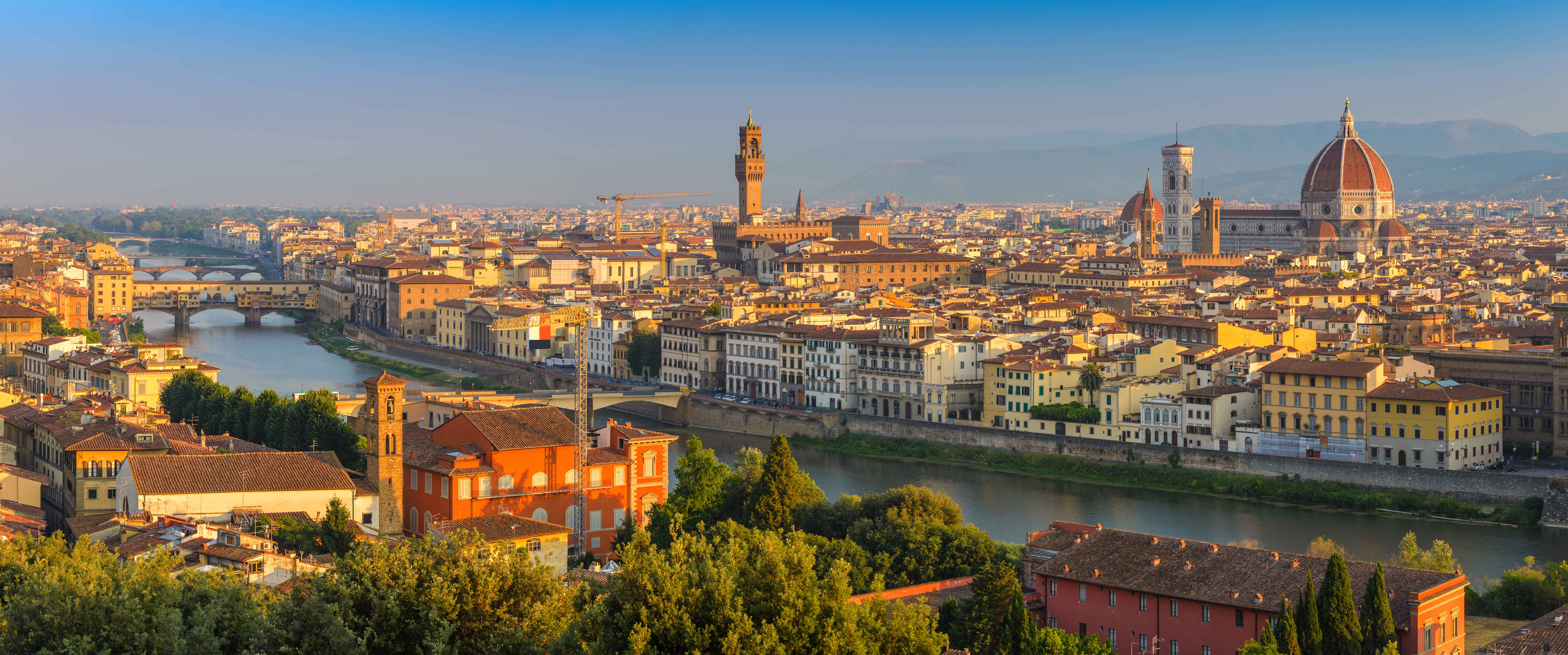 Skyline von Florenz, Italien und Logistikdrehscheibe