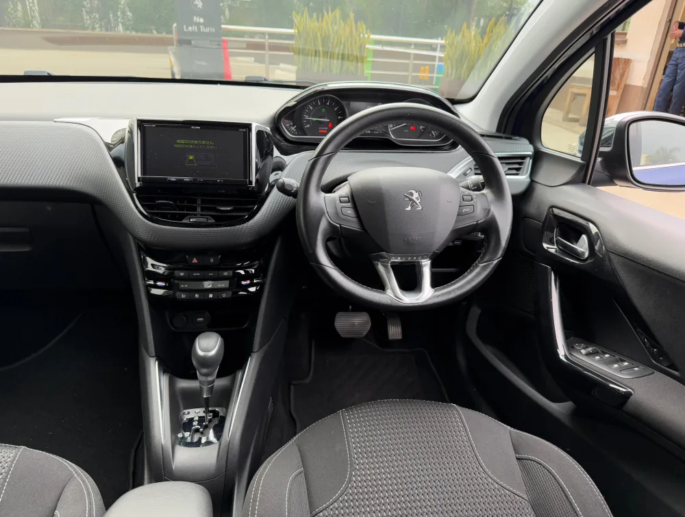 PEUGEOT 208 ALLURE - PRG Motors Ltd