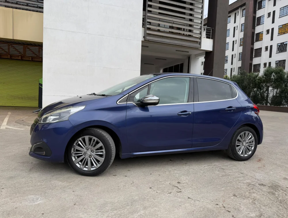 PEUGEOT 208 ALLURE - PRG Motors Ltd