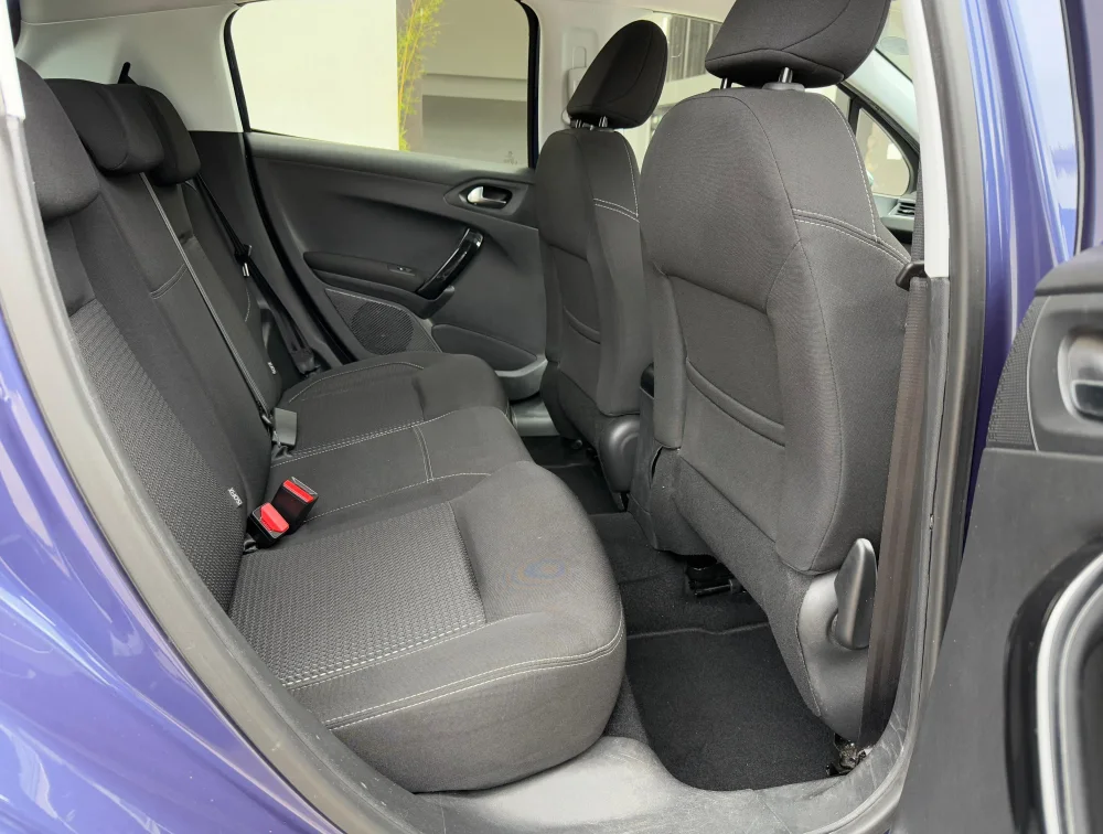 PEUGEOT 208 ALLURE - PRG Motors Ltd
