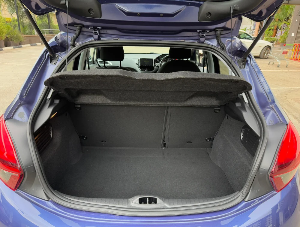 PEUGEOT 208 ALLURE - PRG Motors Ltd
