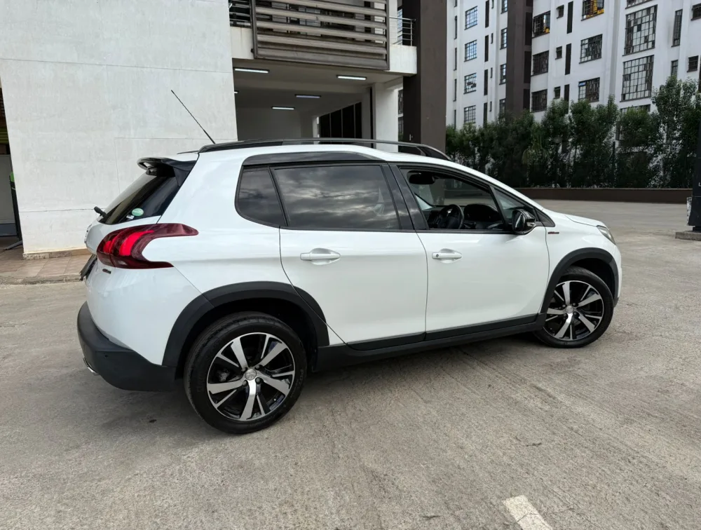 PEUGEOT 2008 GTLINE - PRG Motors Ltd