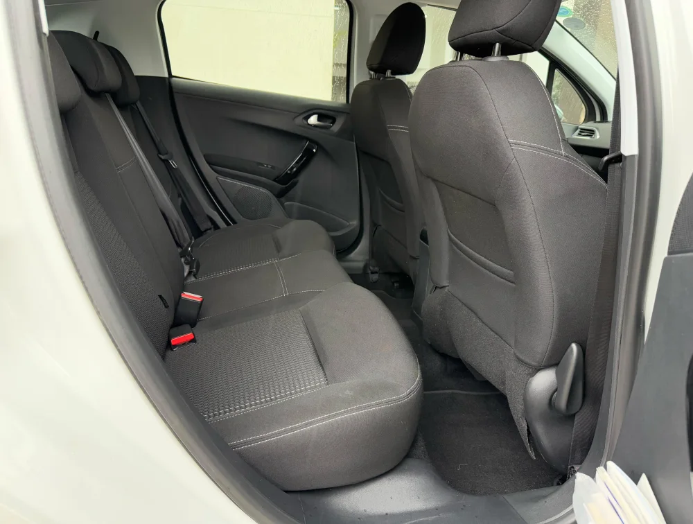 PEUGEOT 208 ALLURE - PRG Motors Ltd