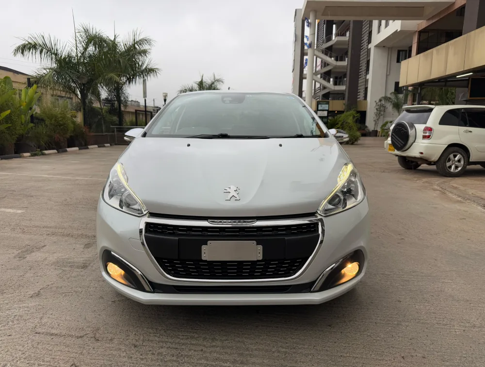 PEUGEOT 208 ALLURE - PRG Motors Ltd