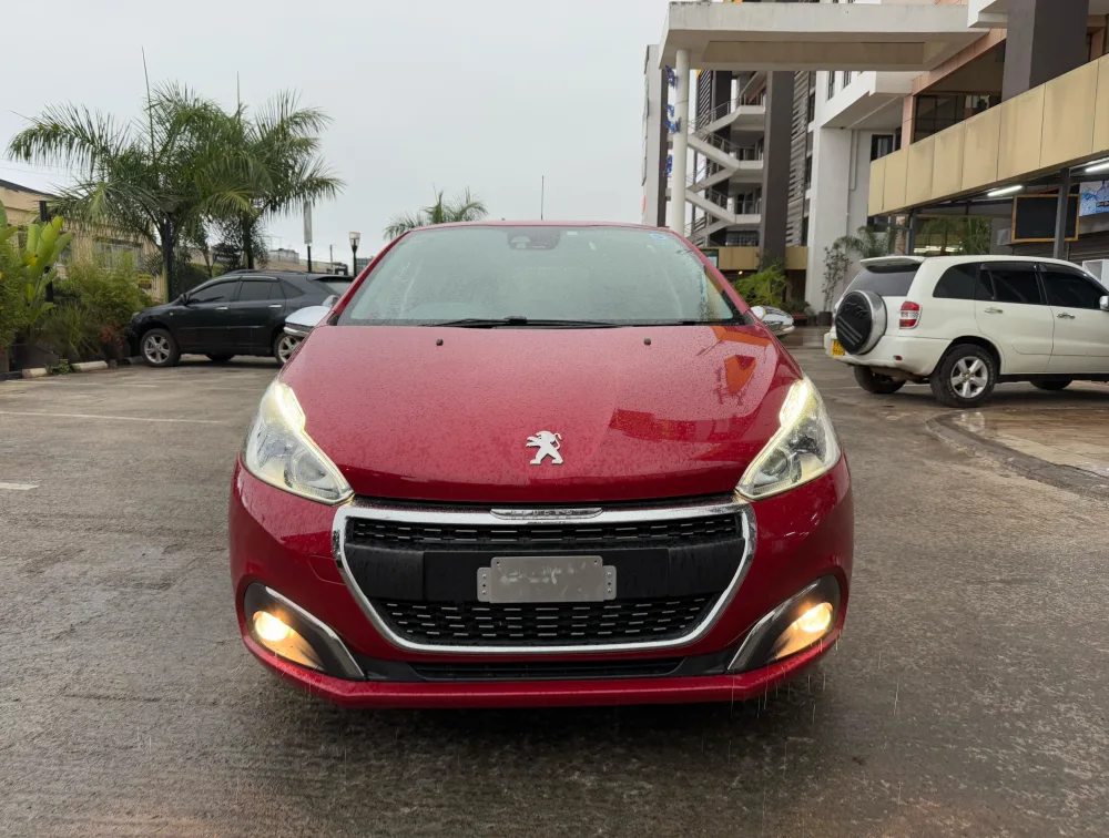 PEUGEOT 208 ALLURE - PRG Motors Ltd