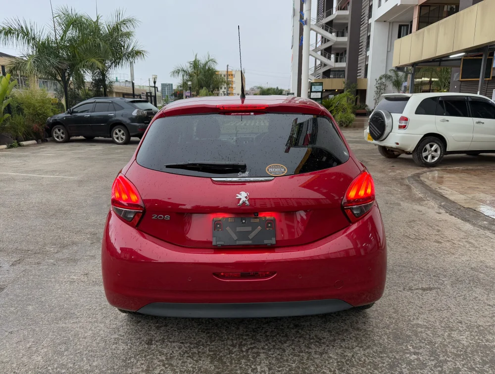 PEUGEOT 208 ALLURE - PRG Motors Ltd