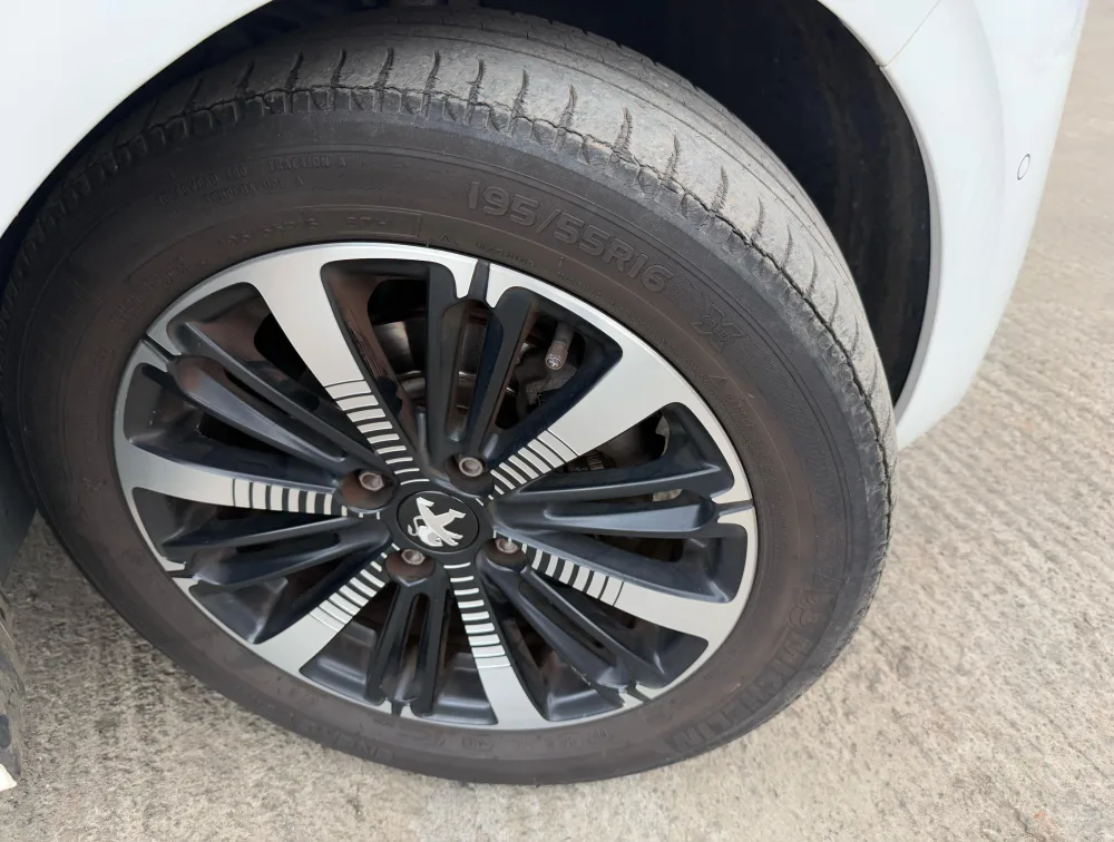 PEUGEOT 208 ALLURE TECH EDITION - PRG Motors Ltd