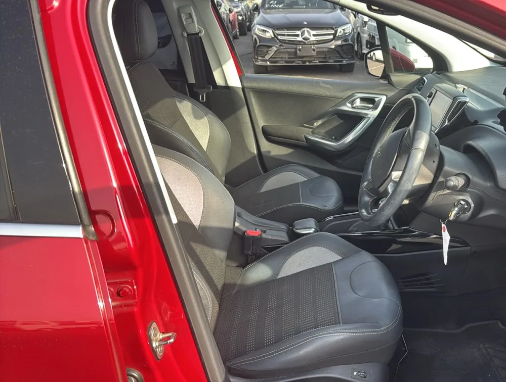 PEUGEOT 2008 ALLURE MOONROOF - PRG Motors Ltd