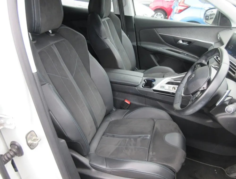 PEUGEOT 3008 CROSSCITY - PRG Motors Ltd