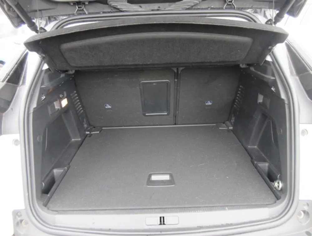 PEUGEOT 3008 CROSSCITY - PRG Motors Ltd