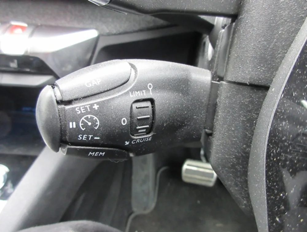 PEUGEOT 3008 CROSSCITY - PRG Motors Ltd