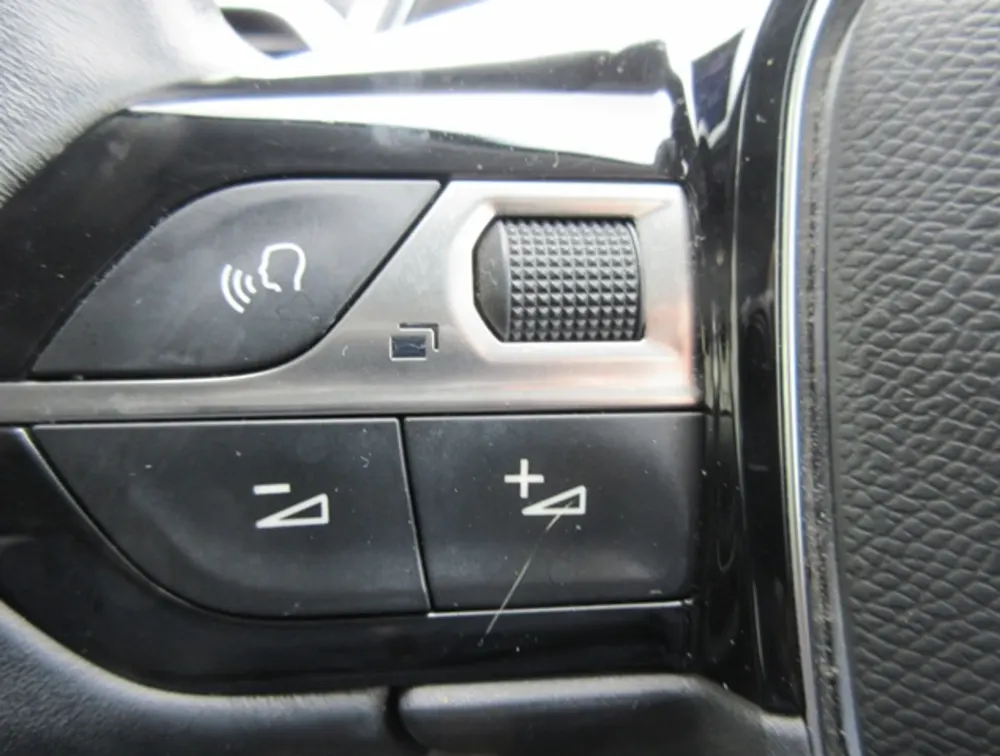 PEUGEOT 3008 CROSSCITY - PRG Motors Ltd