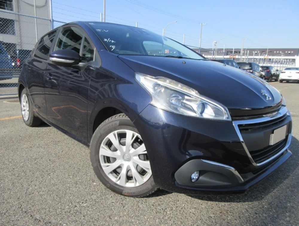 PEUGEOT 208 ALLURE - PRG Motors Ltd
