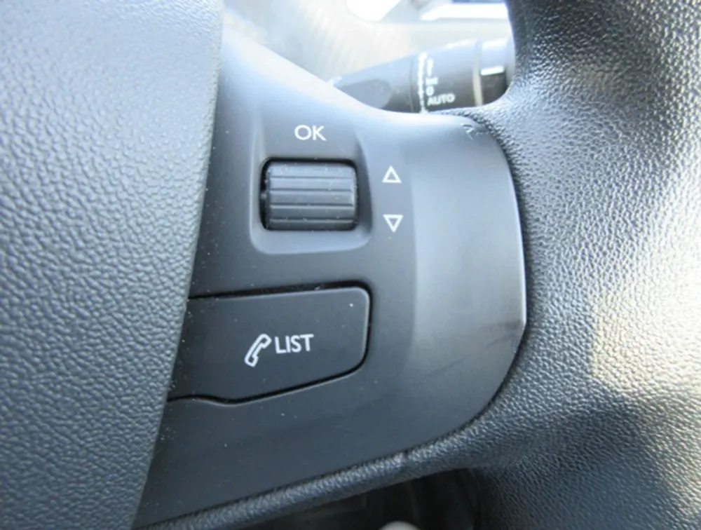 PEUGEOT 208 ALLURE - PRG Motors Ltd