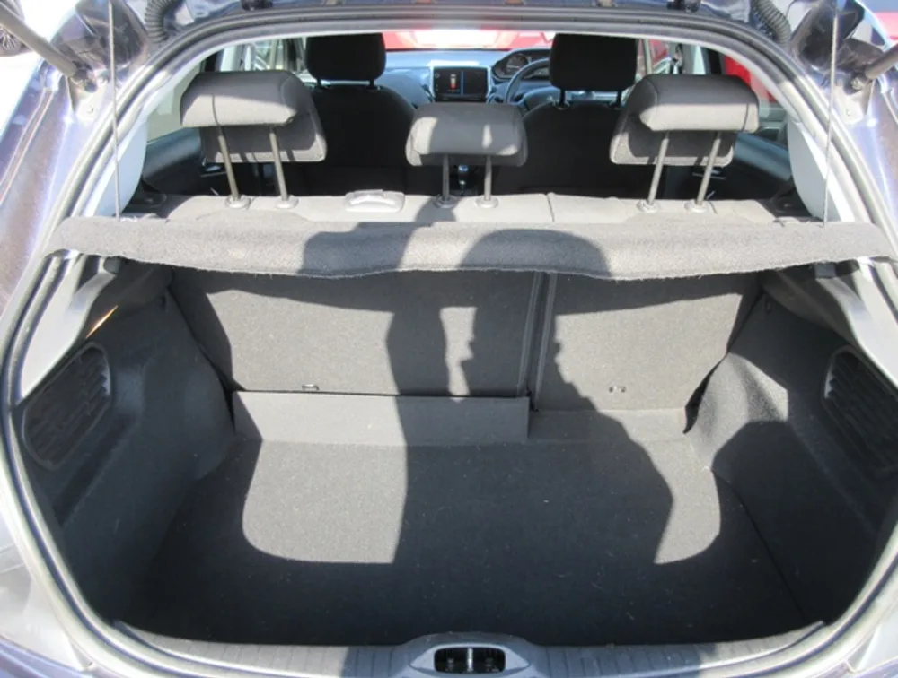 PEUGEOT 208 ALLURE - PRG Motors Ltd