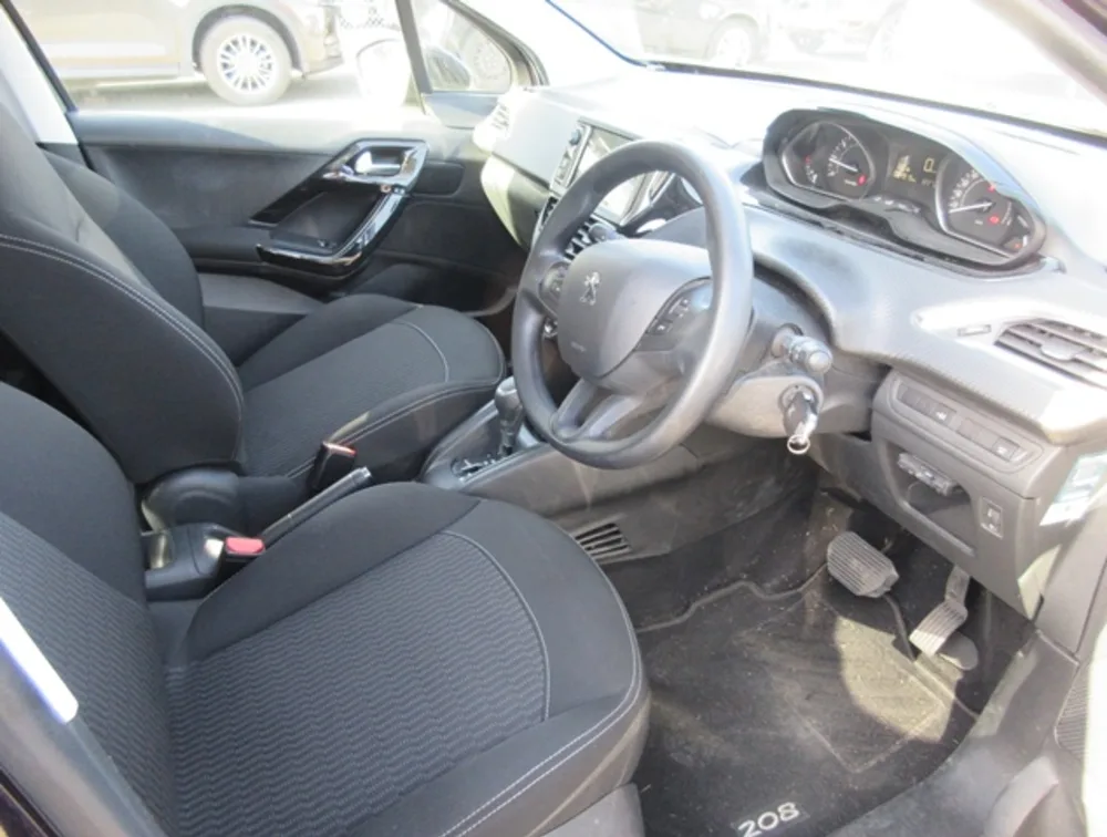 PEUGEOT 208 ALLURE - PRG Motors Ltd