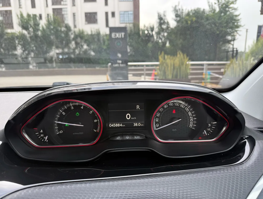 PEUGEOT 2008 GTLINE - PRG Motors Ltd