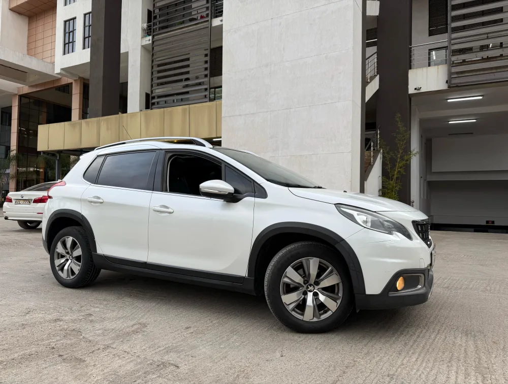 PEUGEOT 2008 ALLURE MOONROOF - PRG Motors Ltd