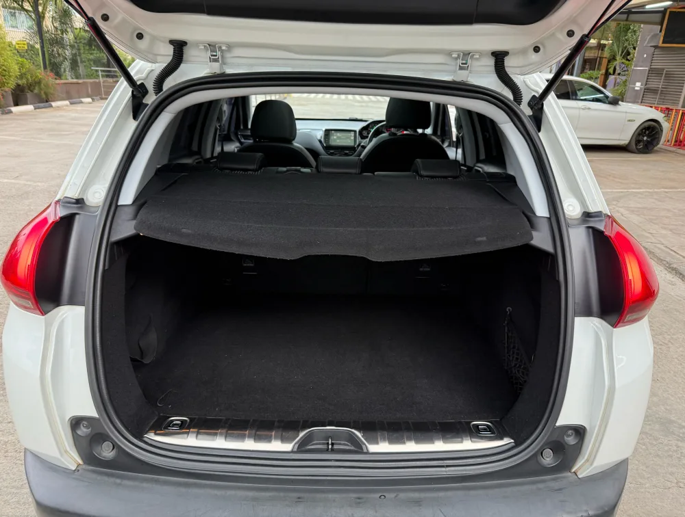 PEUGEOT 2008 ALLURE MOONROOF - PRG Motors Ltd