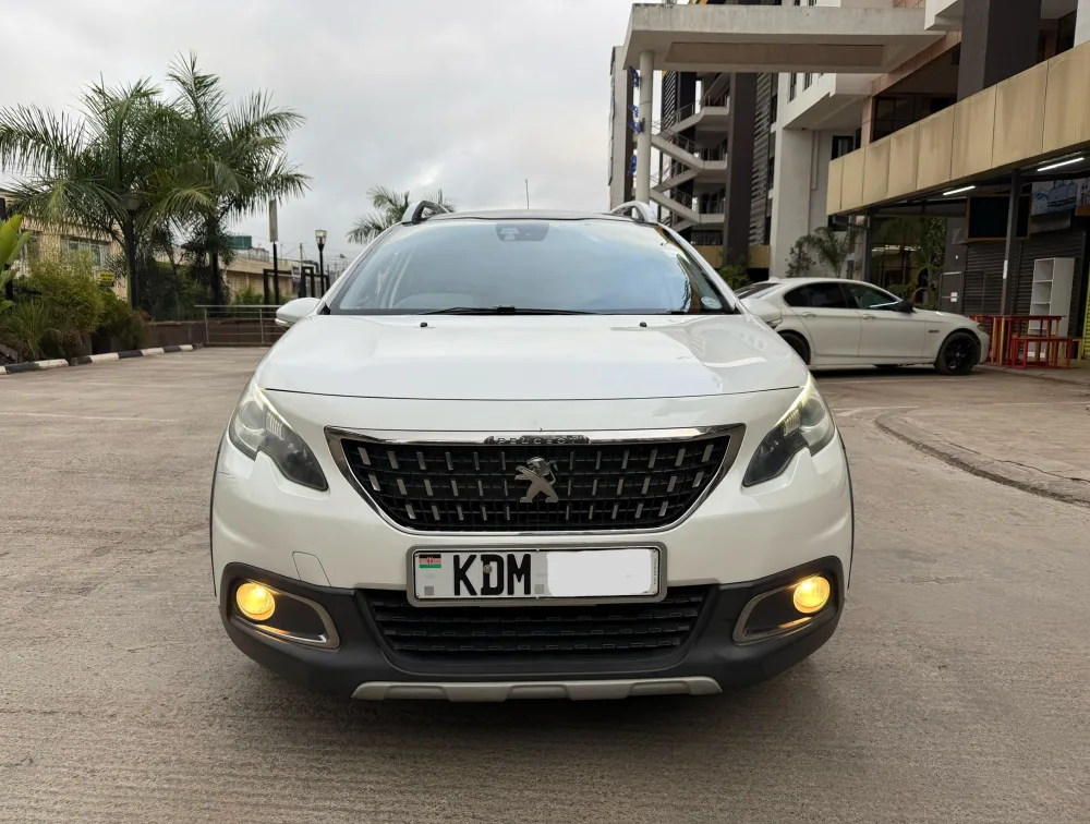 PEUGEOT 2008 ALLURE MOONROOF - PRG Motors Ltd