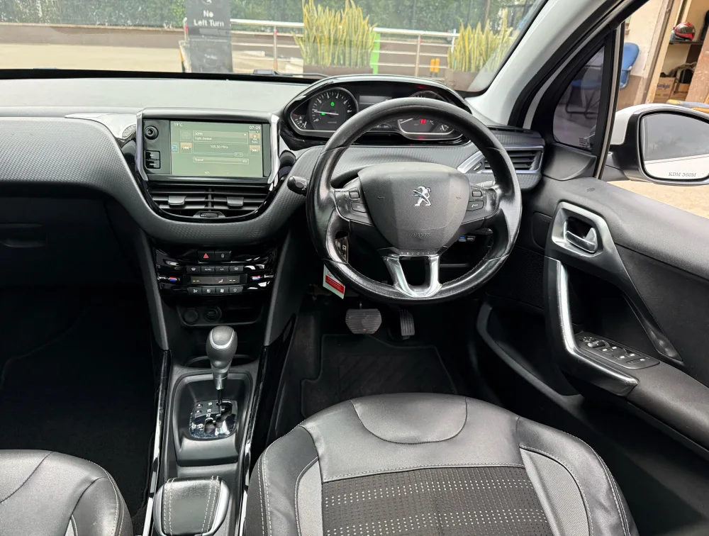 PEUGEOT 2008 ALLURE MOONROOF - PRG Motors Ltd