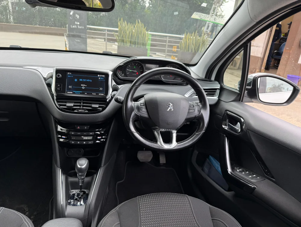 PEUGEOT 208 ALLURE - PRG Motors Ltd