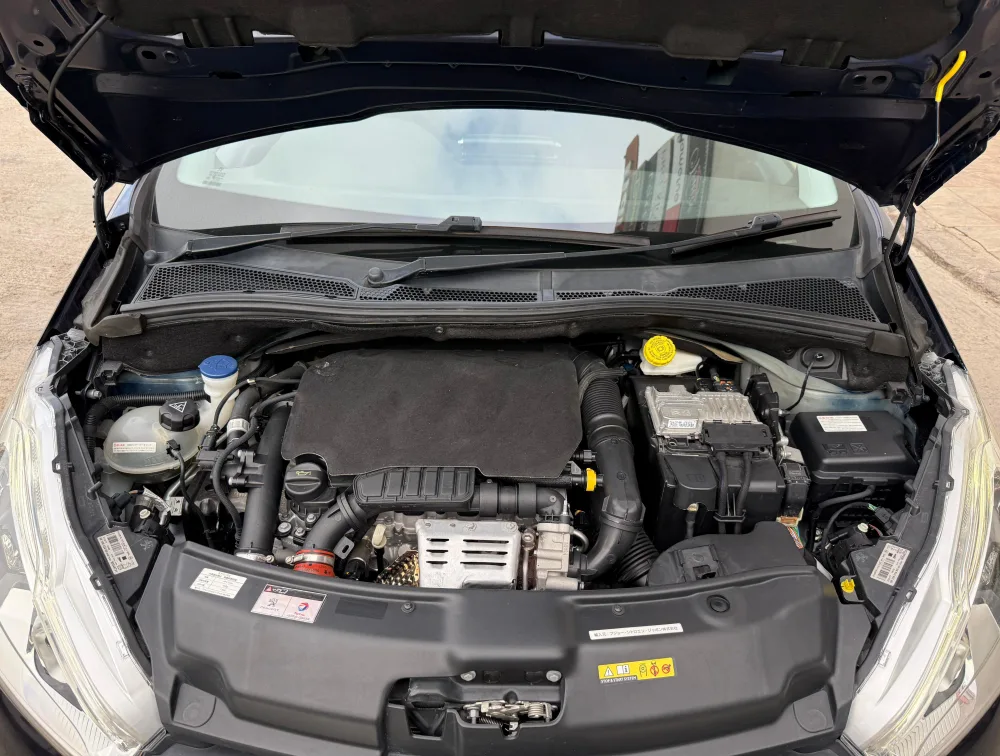 PEUGEOT 208 ALLURE - PRG Motors Ltd
