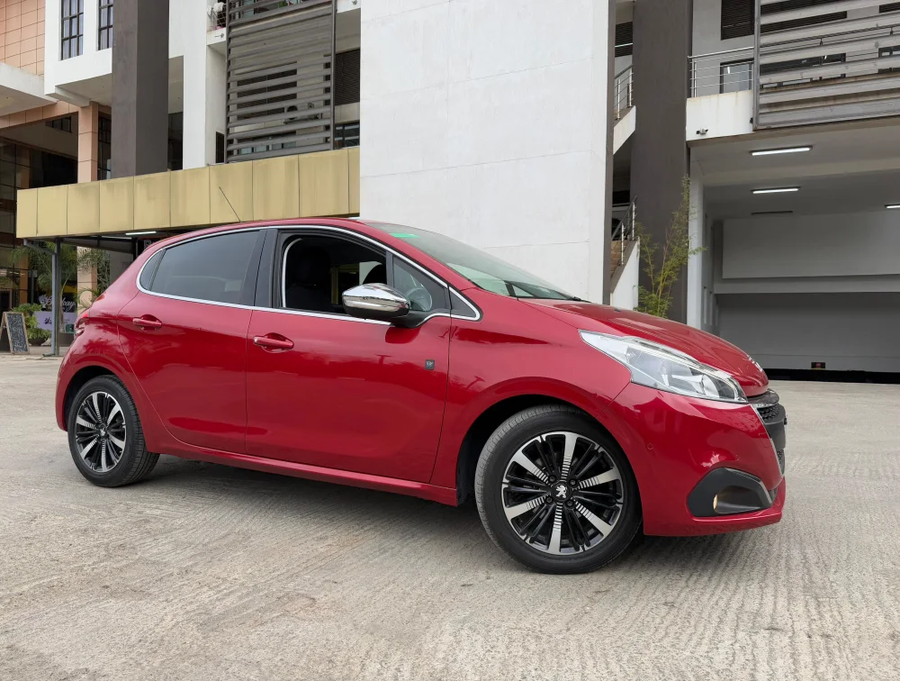 PEUGEOT 208 TECH EDITION - PRG Motors Ltd