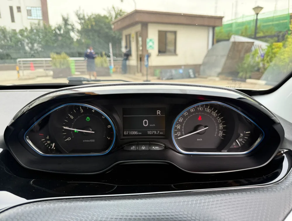 PEUGEOT 2008 CROSSCITY - PRG Motors Ltd