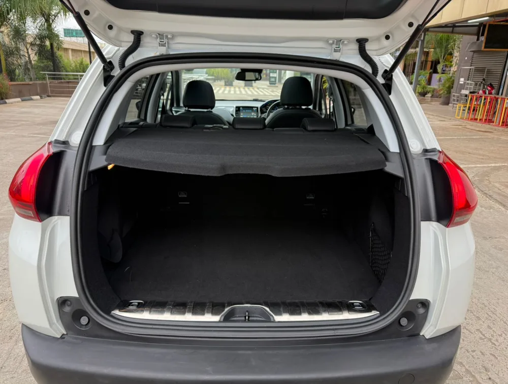 PEUGEOT 2008 CROSSCITY MOONROOF - PRG Motors Ltd