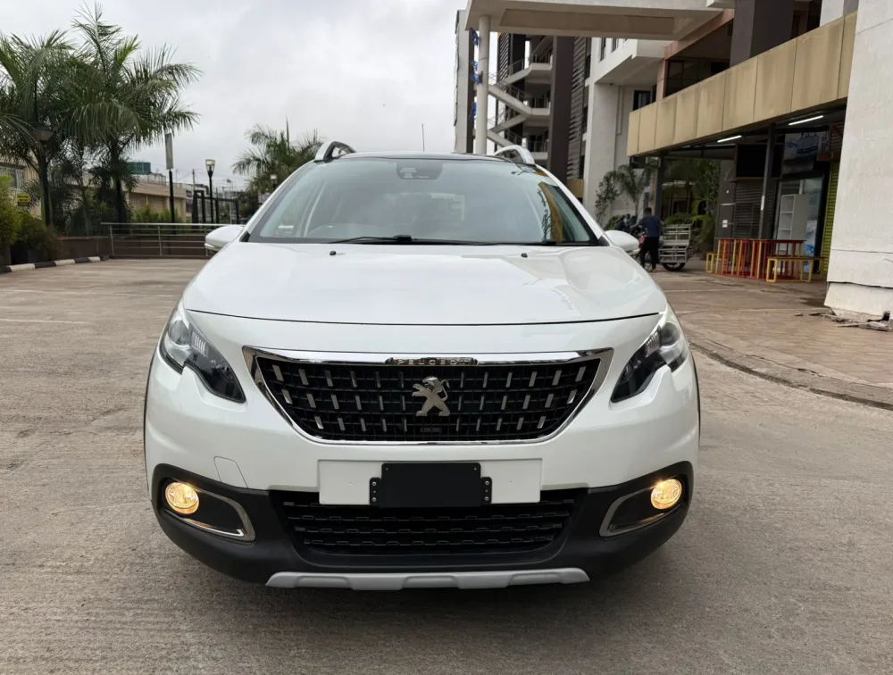 PEUGEOT 2008 CROSSCITY MOONROOF - PRG Motors Ltd
