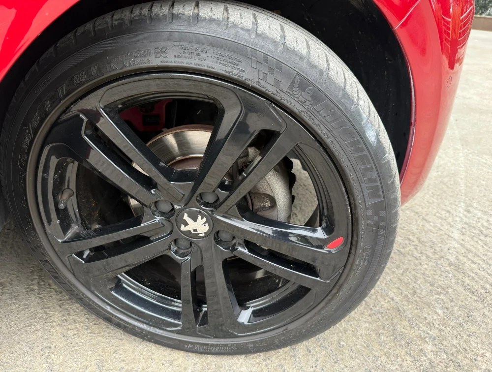 PEUGEOT 208 GTLINE BLACK PACK - PRG Motors Ltd