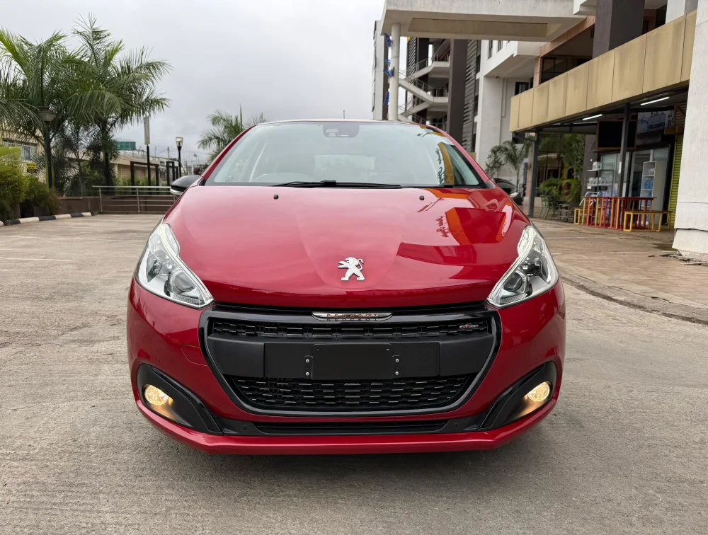 PEUGEOT 208 GTLINE BLACK PACK - PRG Motors Ltd