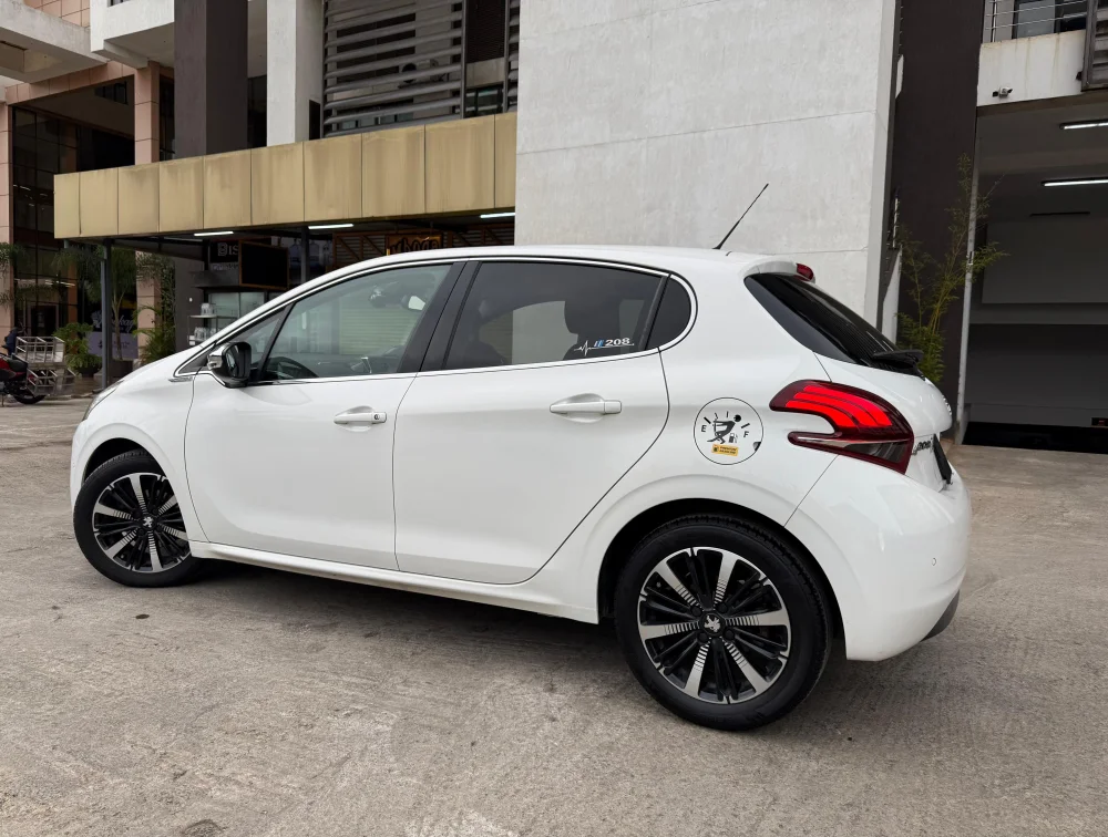 PEUGEOT 208 TECH EDITION - PRG Motors Ltd