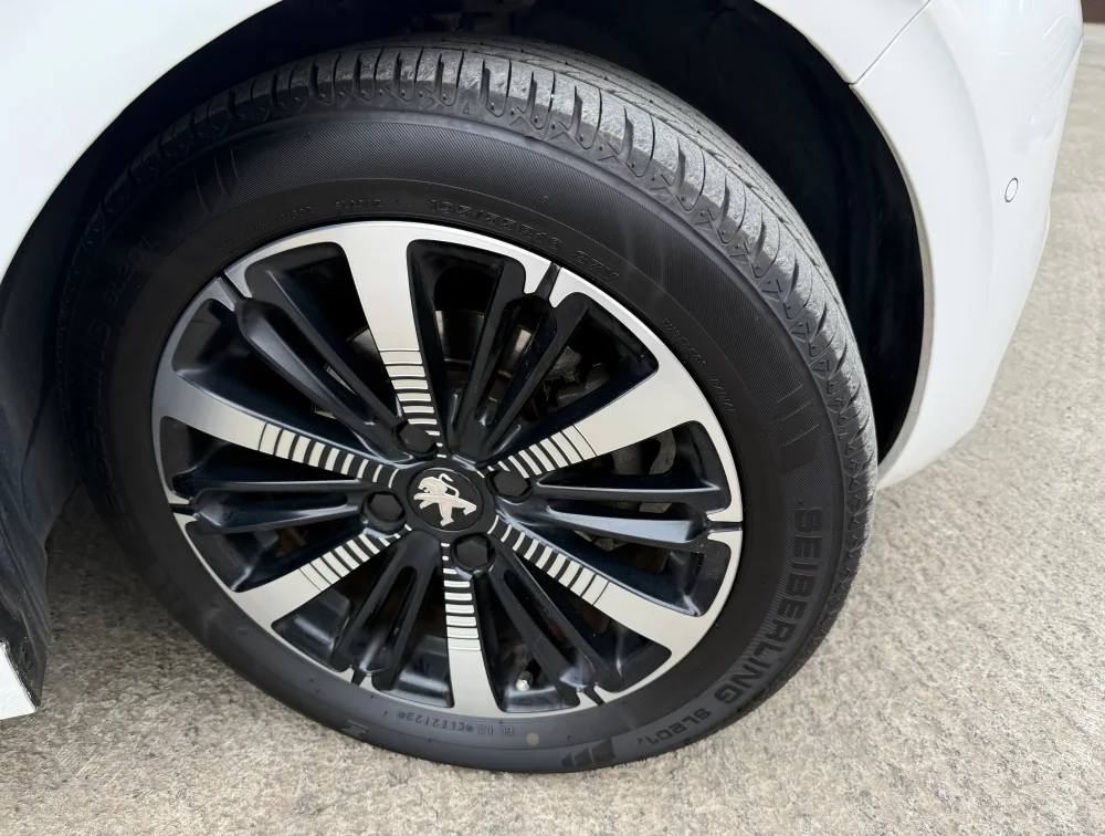 PEUGEOT 208 TECH EDITION - PRG Motors Ltd