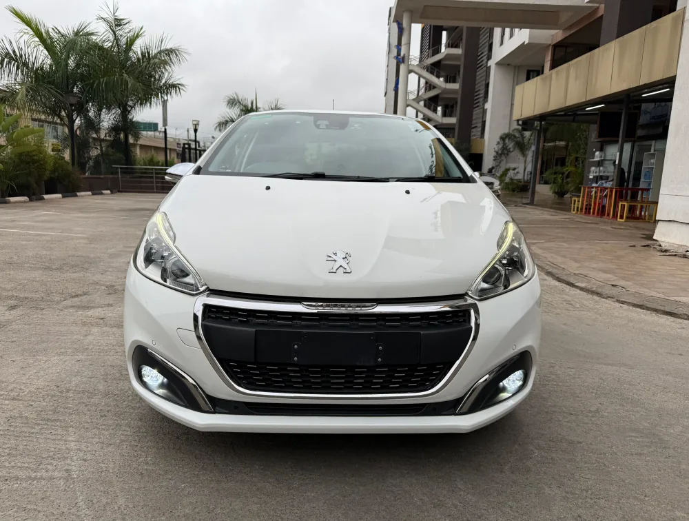PEUGEOT 208 TECH EDITION - PRG Motors Ltd