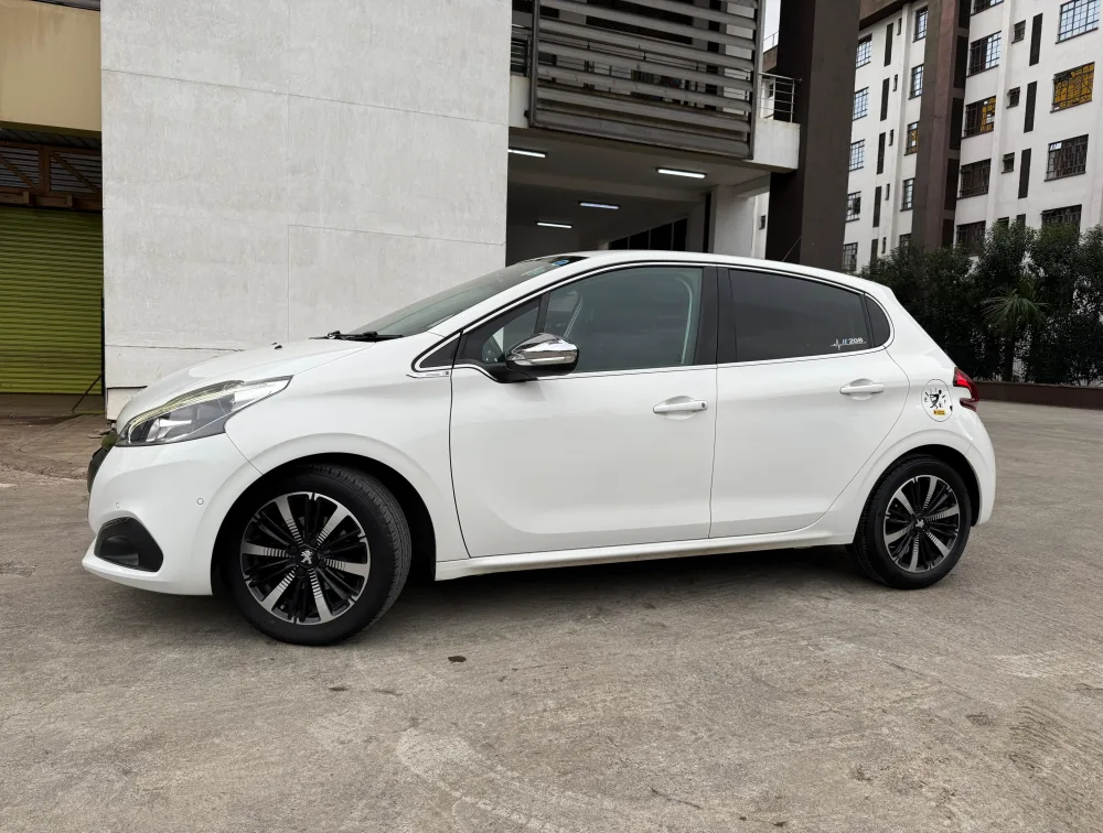PEUGEOT 208 TECH EDITION - PRG Motors Ltd