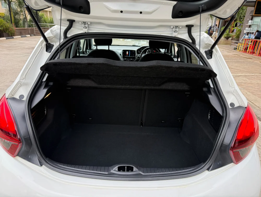 PEUGEOT 208 TECH EDITION - PRG Motors Ltd