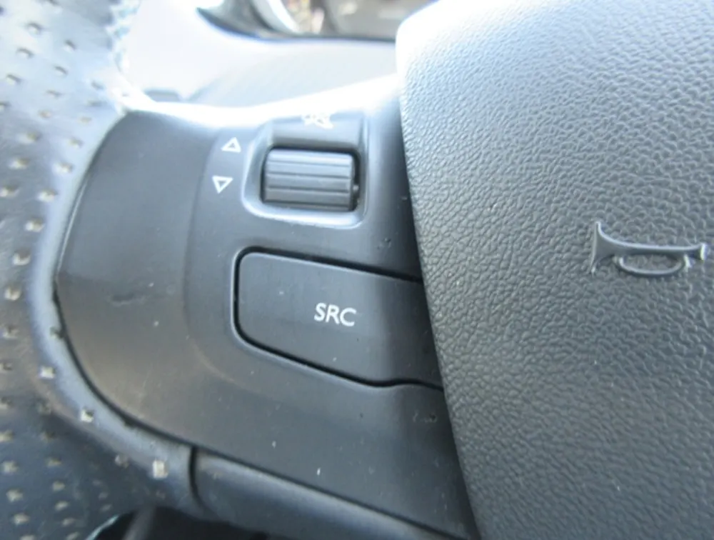 PEUGEOT 2008 CROSSCITY - PRG Motors Ltd